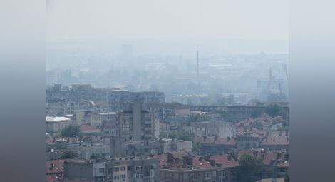 Свидетел на обгазяването от „Монтюпе“: По бул. „България“ миризмата беше страшна, а над гарата се виждаше тъмен облак