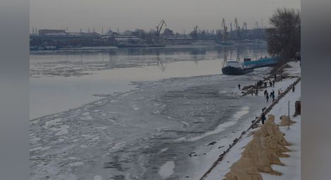 Рязкото затопляне освободи за ден Дунав от ледения корсет