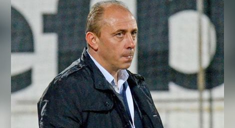 Илиан Илиев е вариант за треньор на Левски
