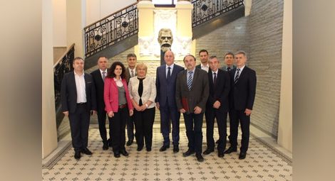 Ректорите от Североизточна България с 6 въпроса преди утрешната среща на ректорите в София