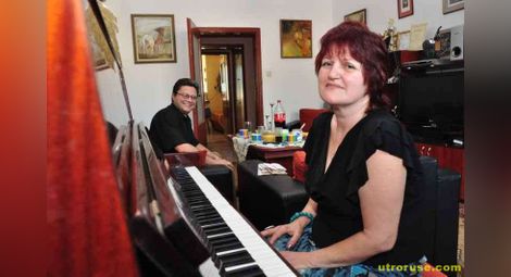Станислав и Ирена пишат заедно 20 години куплет след куплет „Песента на тебешира“