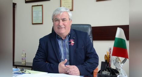 Валери Иванов: България се превърна в държава на сервитьорки, таксита и дребни търговци, нужна е промяна