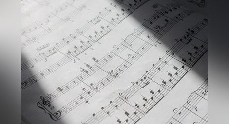 Изкуствен интелект създава класическа музика също като човек