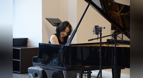 Мариета Петкова представи   брилянтна клавирна програма
