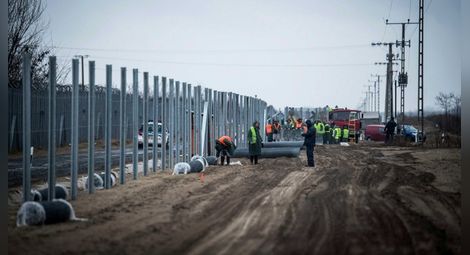 Будапеща: Границата ни е запечатана за мигранти