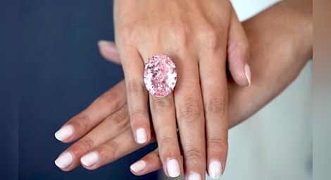 Продадоха за рекордните 71,2 млн. долара най-скъпия диамант