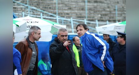 Борката, Миро Миронов и Хари Казаков - един сплотен треньорски щаб. 