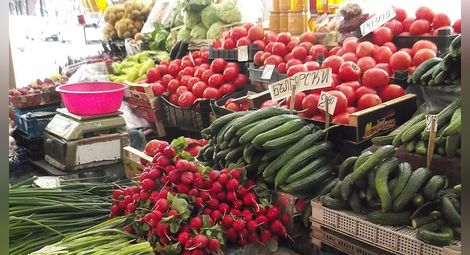 Падат цените на  плодове и зеленчуци
