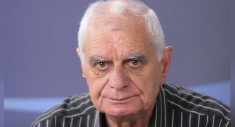 Дядо ми никога не е казал „аз към македонец”, казвал е „аз съм българин”- това е, заключи разказа си Антоний Кьосев. / БГНЕС 