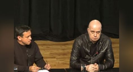 НА ЖИВО: Слави Трифонов и Васил Иванов срещу цензурата в bTV и Нова тв