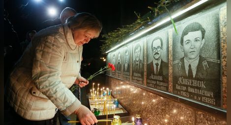 Украйна почете жертвите на аварията в Чернобил