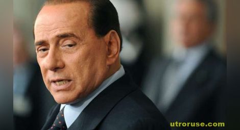 Самоубиец "завеща" жена си и детето си на грижите на Берлускони