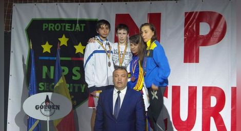 Боксьорка от Русе развенча световна шампионка от Румъния