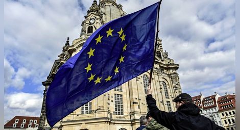 Европейският съд задължи всички търговски сделки в ЕС да бъдат ратифицирани от държавните парламенти
