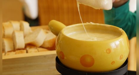 9 любопитни факта за швейцарското сирене