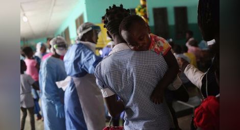 Учени са направили пробив в борбата с Ебола
