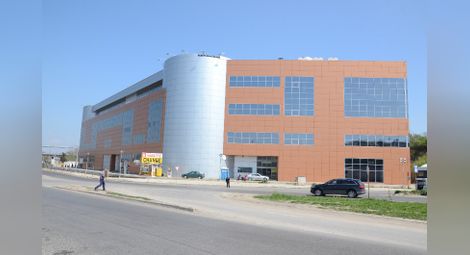 Австрийският парламент разследва продажбата за „Дунав мол“