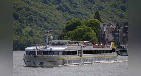 „Елегант Лейди“ е най-луксозният кораб във флотилията на „Дунав турс“.