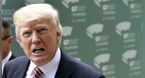 В САЩ: Тръмп се държа като "пиян турист" в чужбина, а не като президент