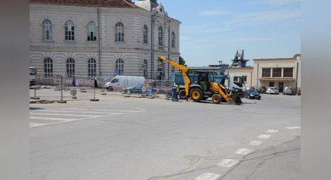 Нови водопроводи затварят за три месеца „Славянска“ и „Райко Даскалов“