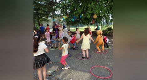 Много изненади поднесе празничният 1 юни на децата от община Ценово