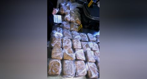Русенски митничари хванаха 18 кг хероин в турски камион