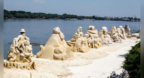 Днес стоварват на кея първите 100 тона пясък за русенския Sand fest