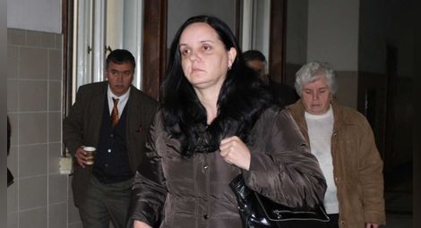 Продължава делото срещу акушерката Емилия Ковачева