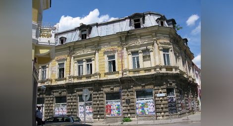 Арх. Живка Бучуковска:  Не може държавата само да констатира аварийното състояние на сгради-паметници