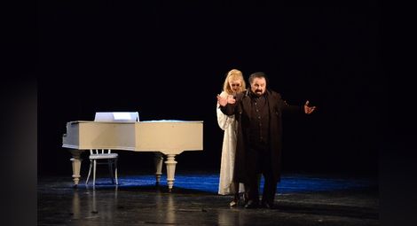 Възторжени овации за оперната премиера на фестивалните „Хофманови разкази“