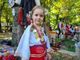 Фестивалът на народната носия „Модата се мени, фолклорът остава“ събра стотици пазители на традициите в тунджанското село Генерал Инзово
