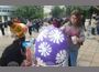 Деца изписаха големи великденски яйца в Разград на Велики четвъртък